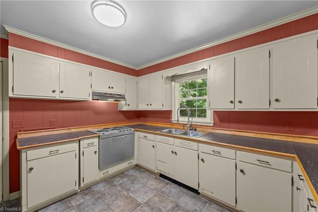 112 Florence Street, Graham, NC 27253