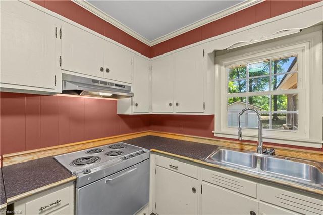 112 Florence Street, Graham, NC 27253
