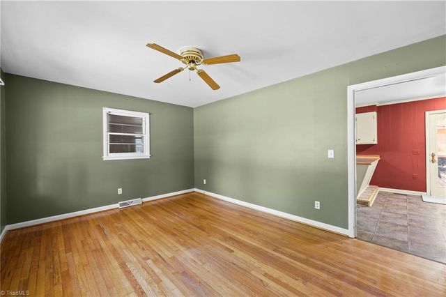 112 Florence Street, Graham, NC 27253