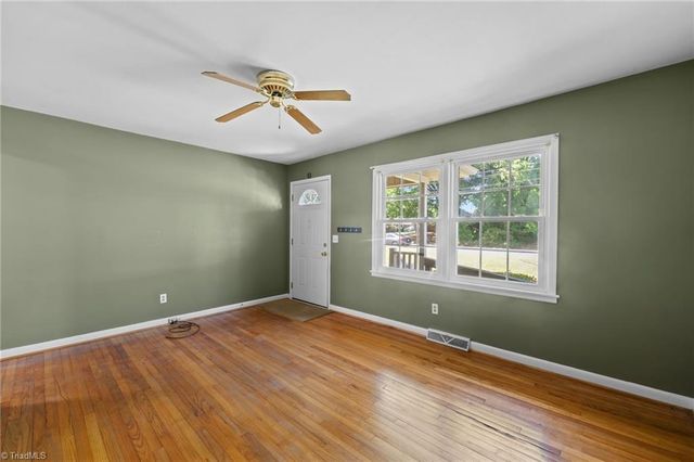 112 Florence Street, Graham, NC 27253