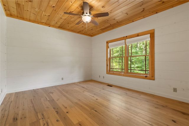 711 Scharlin Drive, Pickens, SC 29671