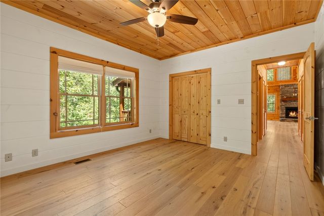 711 Scharlin Drive, Pickens, SC 29671