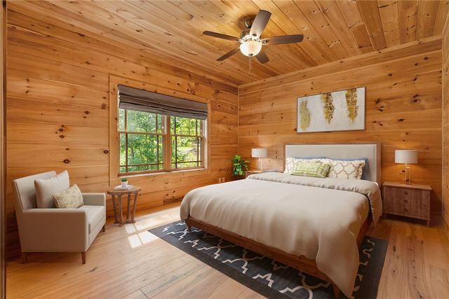 711 Scharlin Drive, Pickens, SC 29671