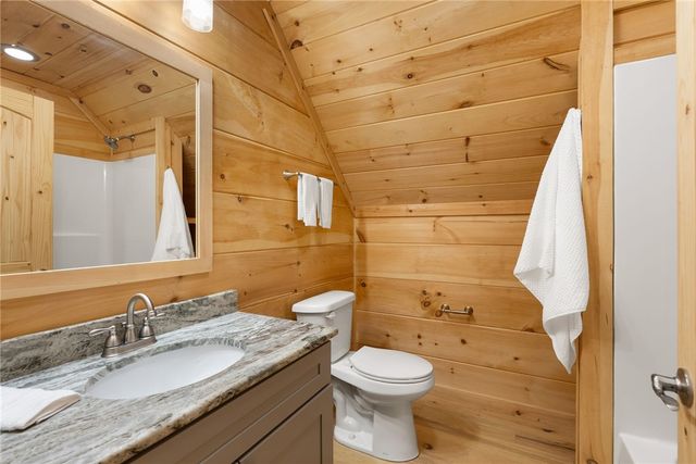 711 Scharlin Drive, Pickens, SC 29671