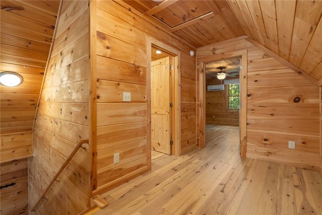 711 Scharlin Drive, Pickens, SC 29671