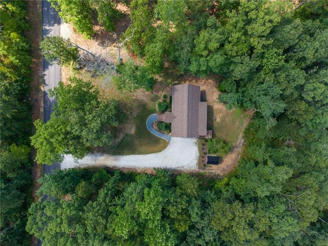 711 Scharlin Drive, Pickens, SC 29671