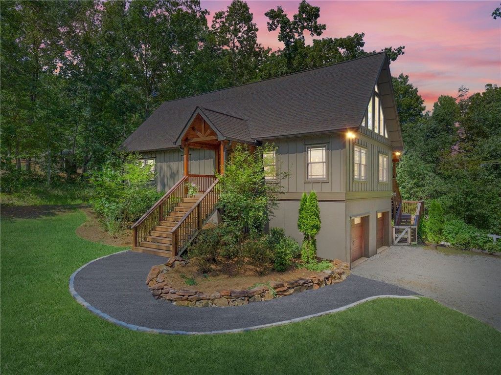 711 Scharlin Drive, Pickens, SC 29671