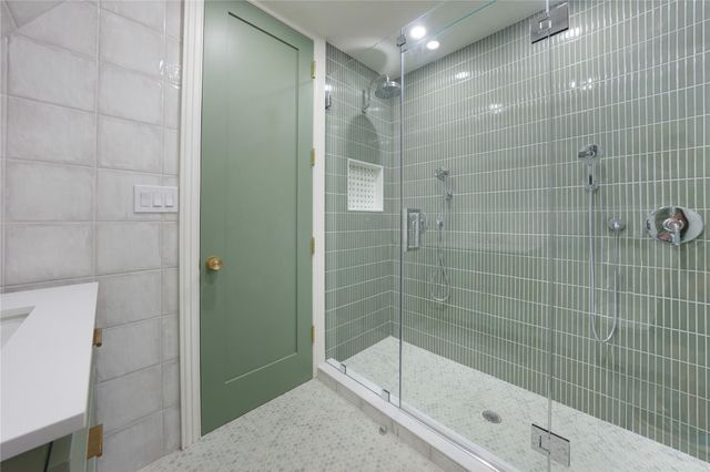 467 Stratford Road, Brooklyn, NY 11218