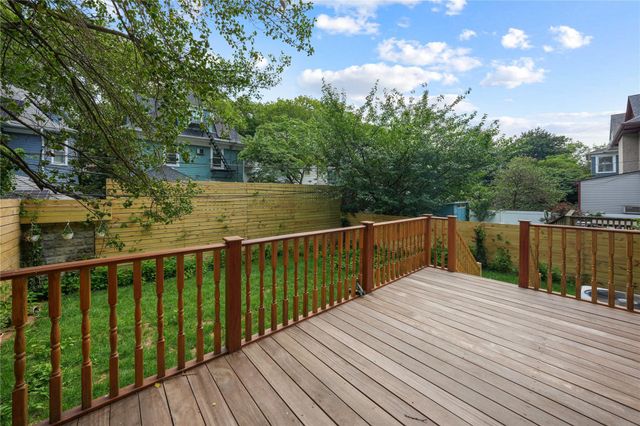 467 Stratford Road, Brooklyn, NY 11218