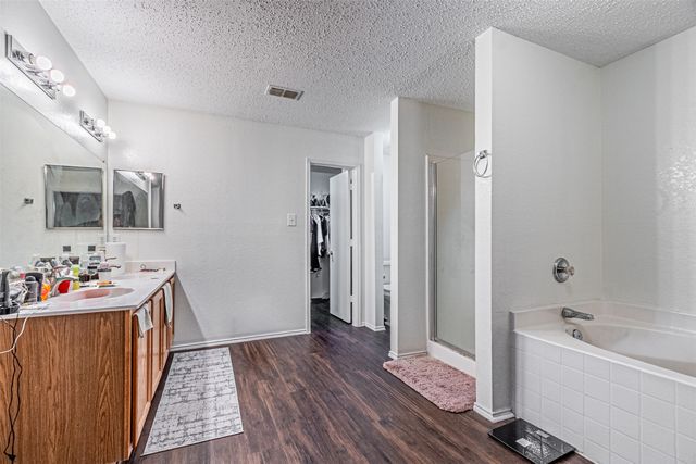 3016 Cesareo Drive, Grand Prairie, TX 75052