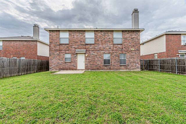 3016 Cesareo Drive, Grand Prairie, TX 75052