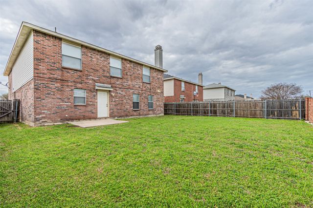 3016 Cesareo Drive, Grand Prairie, TX 75052