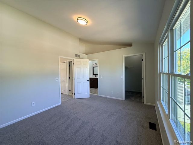 7457 Streamwood Drive, Ypsilanti, MI 48197