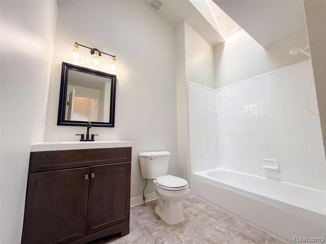 7457 Streamwood Drive, Ypsilanti, MI 48197