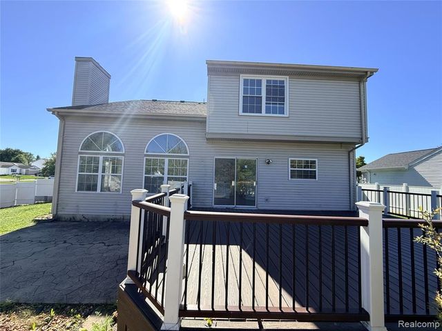 7457 Streamwood Drive, Ypsilanti, MI 48197
