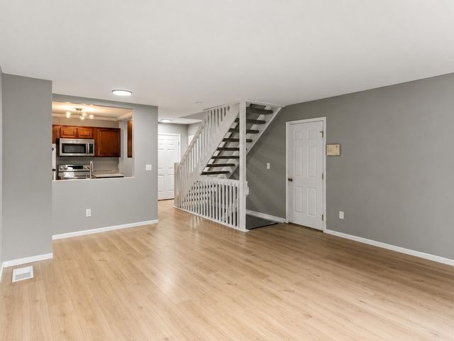 160 Macandrews Way, 40A, Blacklick, OH 43004