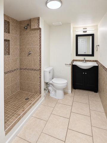 160 Macandrews Way, 40A, Blacklick, OH 43004