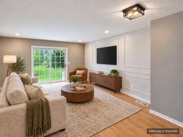 160 Macandrews Way, 40A, Blacklick, OH 43004