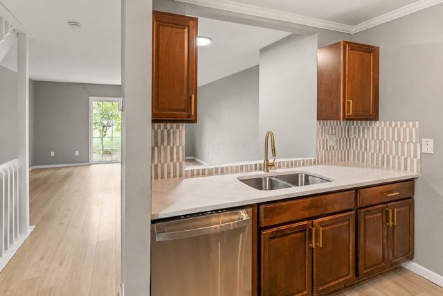 160 Macandrews Way, 40A, Blacklick, OH 43004