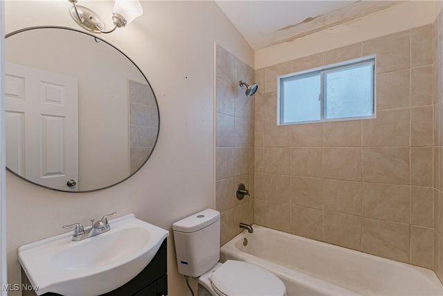 1208-1210 Bellows Street, Akron, OH 44301