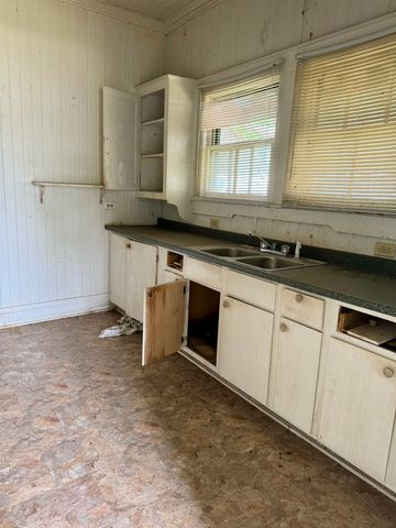 254 Carlos Street, Houma, LA 70364