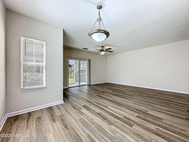 3750 SILVER BLUFF Boulevard, 1301, Orange Park, FL 32065