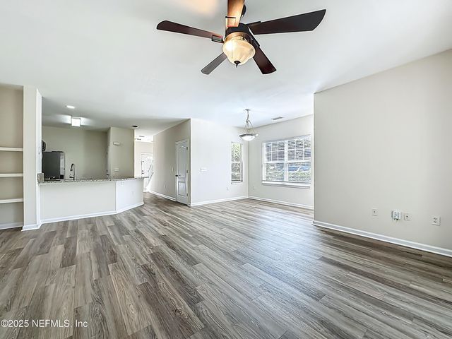 3750 SILVER BLUFF Boulevard, 1301, Orange Park, FL 32065