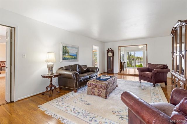 3379 Wormer Drive, Waterford, MI 48329