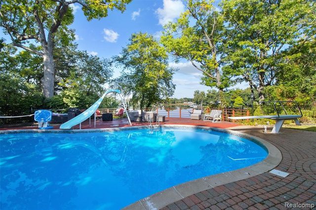 3379 Wormer Drive, Waterford, MI 48329