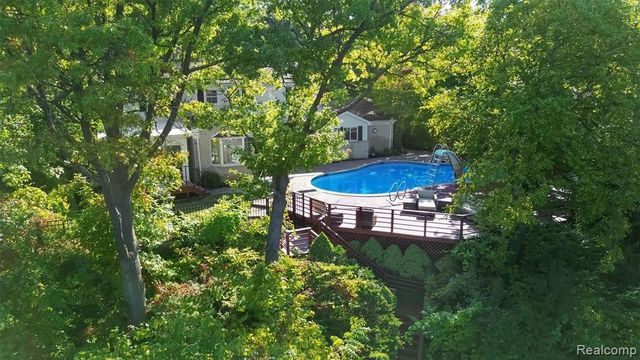 3379 Wormer Drive, Waterford, MI 48329