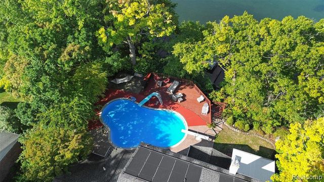 3379 Wormer Drive, Waterford, MI 48329