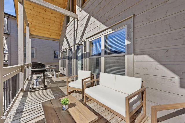 2872 Sequoia Road, Pigeon Forge, TN 37863