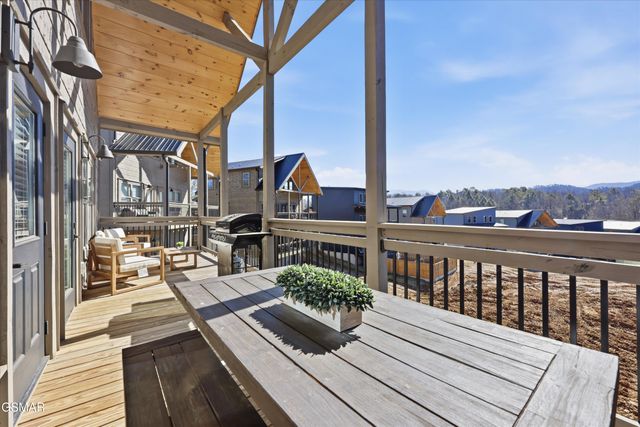 2872 Sequoia Road, Pigeon Forge, TN 37863