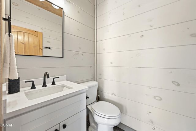 2872 Sequoia Road, Pigeon Forge, TN 37863