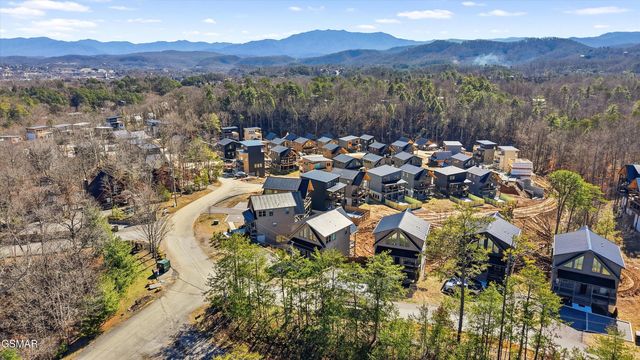 2872 Sequoia Road, Pigeon Forge, TN 37863