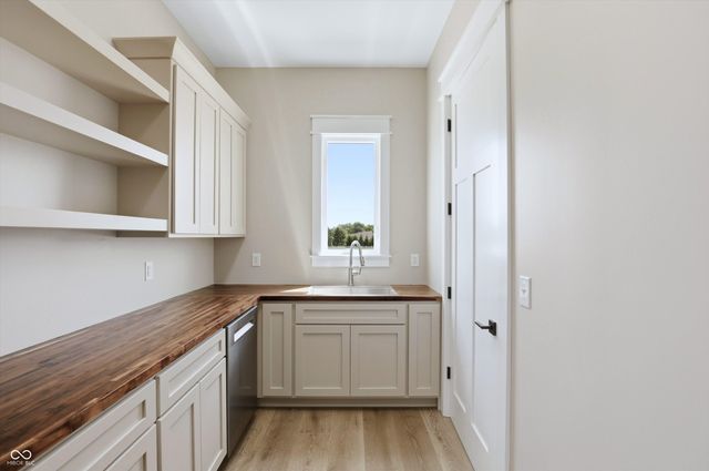 1537 Mairn Avenue, Carmel, IN 46032
