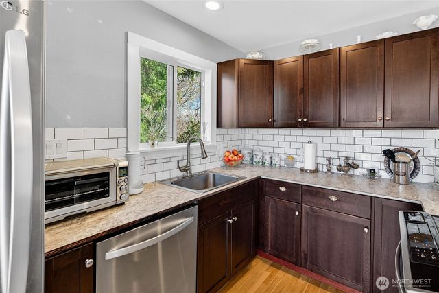 33612 J Place, Ocean Park, WA 98640