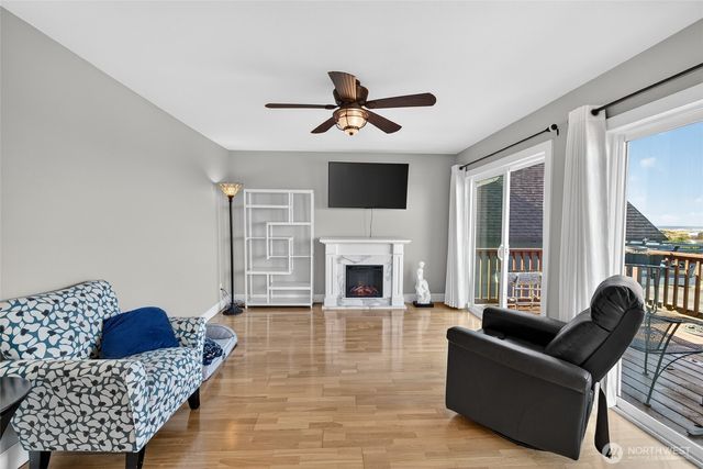 33612 J Place, Ocean Park, WA 98640