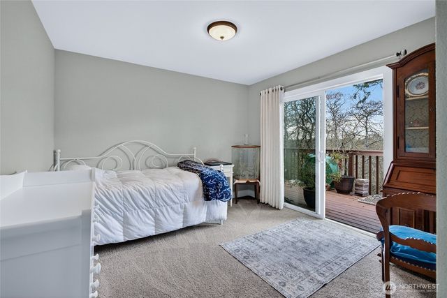 33612 J Place, Ocean Park, WA 98640