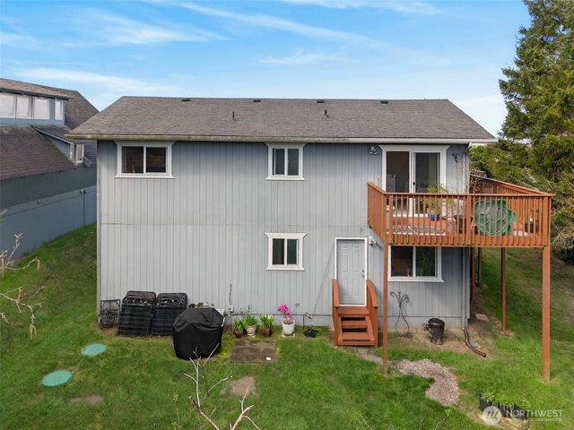 33612 J Place, Ocean Park, WA 98640