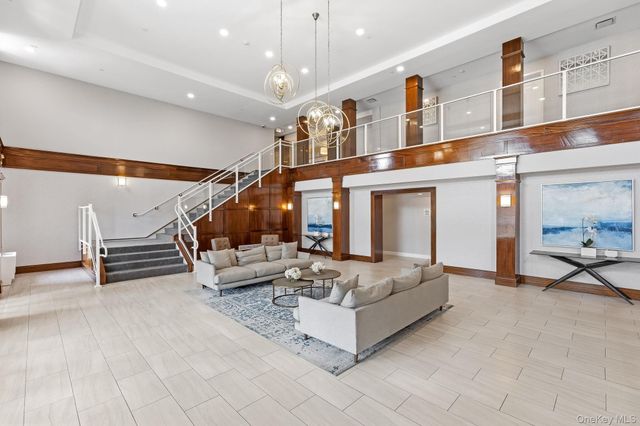 10 Byron Place 804, Larchmont, NY 10538