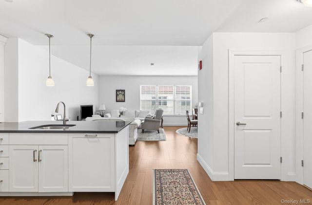 10 Byron Place 804, Larchmont, NY 10538