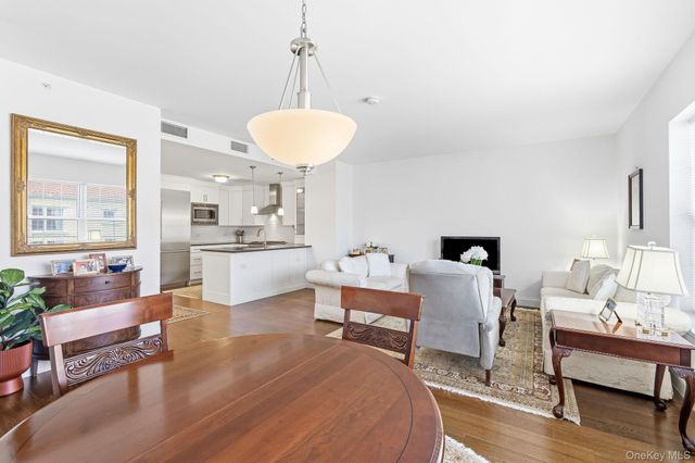 10 Byron Place 804, Larchmont, NY 10538