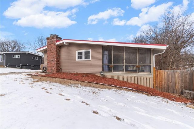 903 E Clark Street, Warrensburg, MO 64093