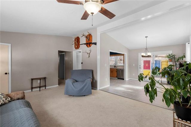 903 E Clark Street, Warrensburg, MO 64093