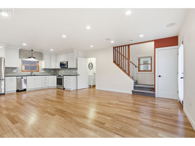 3144 Ne 40TH Ave, Portland, OR 97035