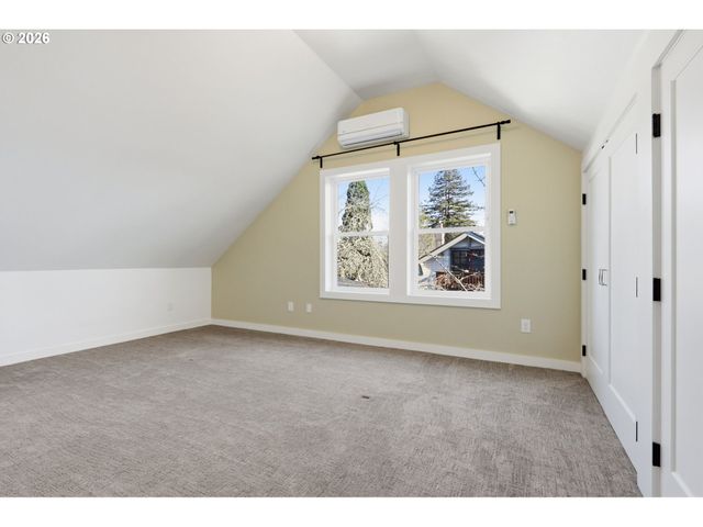 3144 Ne 40TH Ave, Portland, OR 97035