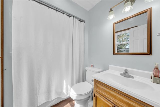 203 Twelve Oaks Rd, Tullahoma, TN 37388