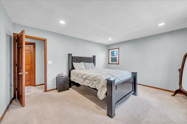 203 Twelve Oaks Rd, Tullahoma, TN 37388