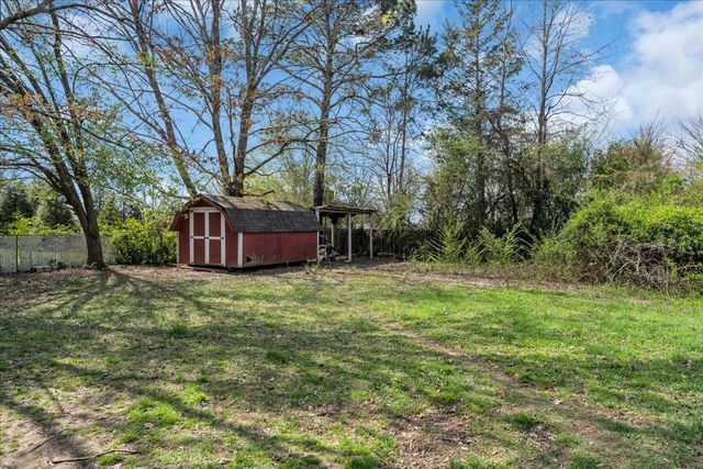 203 Twelve Oaks Rd, Tullahoma, TN 37388